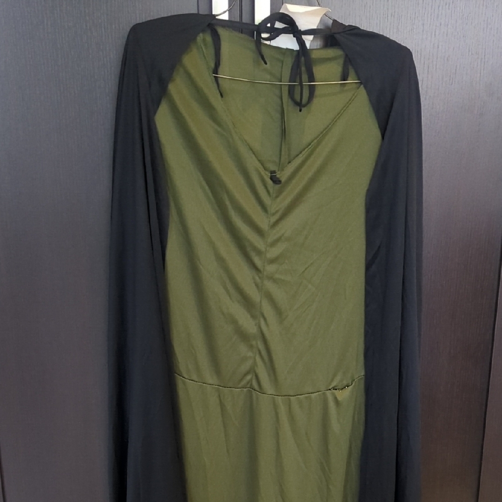 California Costumes 3 Piece Sorceresses Hooded Costume - Size XL NWT